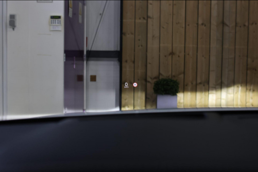 Volvo V60 2.0 T8 Twin Engine AWD R-Design *Pano*H/K*Head-Up*Keyless*