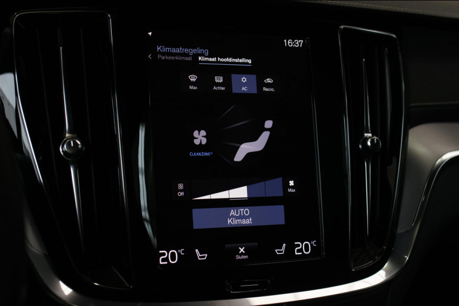 Volvo V60 2.0 T8 Twin Engine AWD R-Design *Pano*H/K*Head-Up*Keyless*