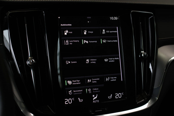 Volvo V60 2.0 T8 Twin Engine AWD R-Design *Pano*H/K*Head-Up*Keyless*