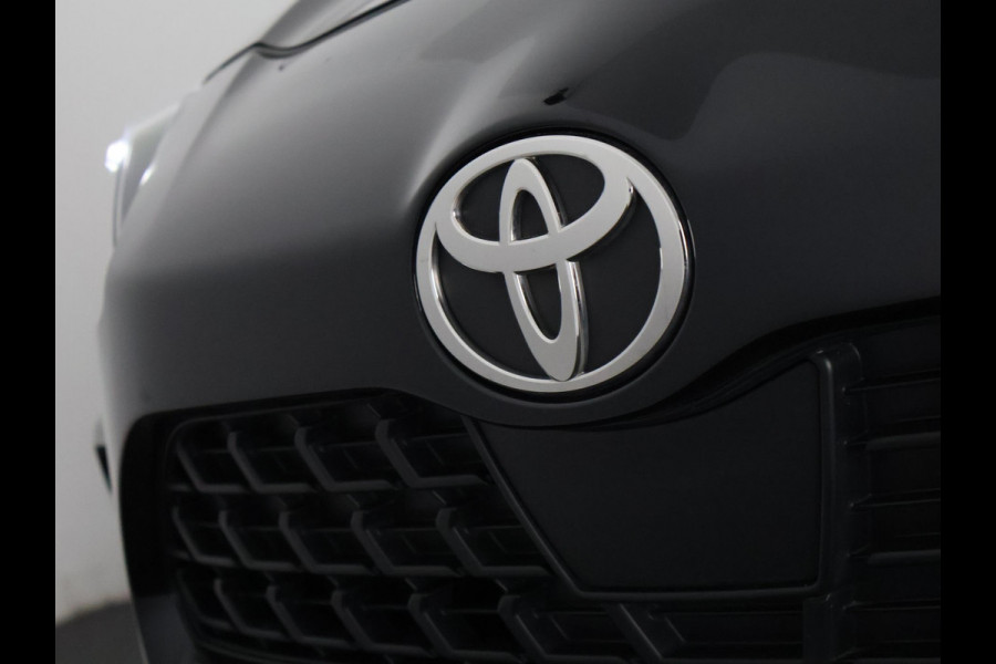 Toyota Yaris Cross 1.5 HYBRID DYNAMIC LUXERY GARANTIE 9-2034 PDC V+A. BLIND SPOT. STUUR/STOELVERWARMING APPLE CARPLAY/ANDROID.