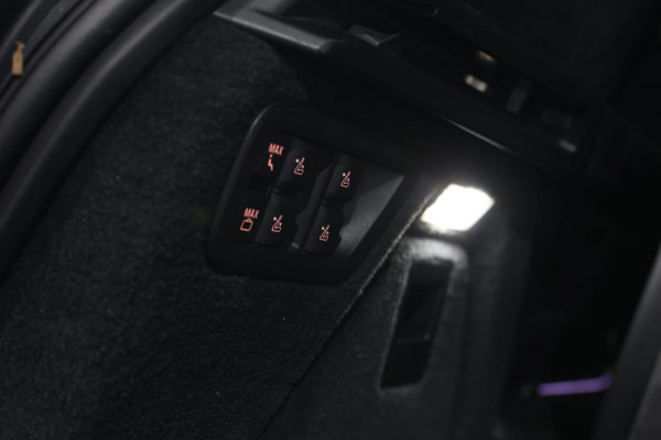 BMW X7 M50i *Sky Lounge*B&W*Full PPF*360 Camera*Soft-Close*