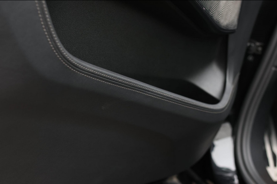 BMW X7 M50i *Sky Lounge*B&W*Full PPF*360 Camera*Soft-Close*