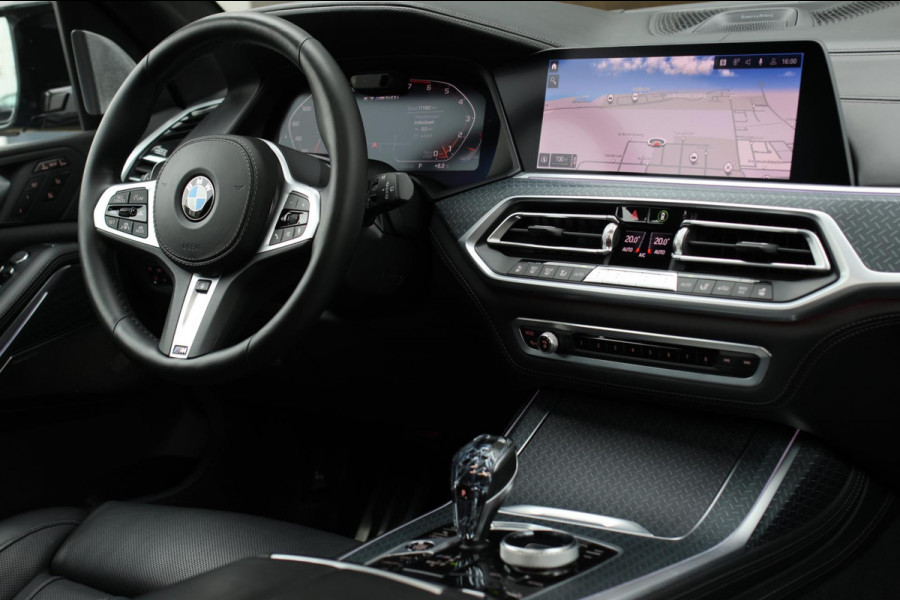 BMW X7 M50i *Sky Lounge*B&W*Full PPF*360 Camera*Soft-Close*