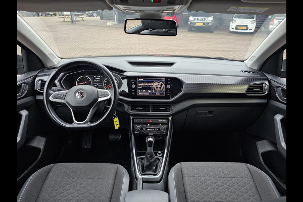 Volkswagen T-Cross 1.0 TSI Style | Automaat | LED | Trekhaak | Stoelverwarming | ACC | Navi | PDC |