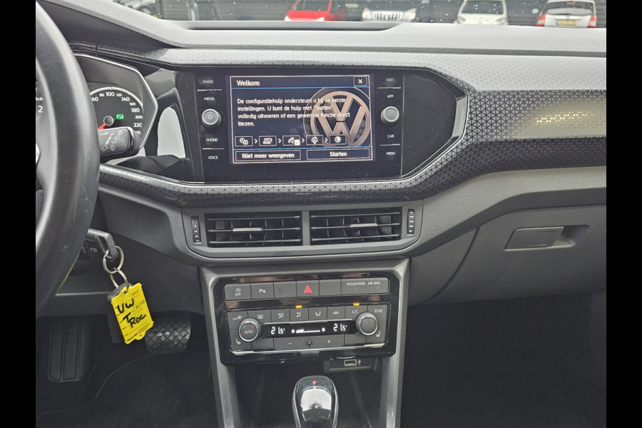 Volkswagen T-Cross 1.0 TSI Style | Automaat | LED | Trekhaak | Stoelverwarming | ACC | Navi | PDC |