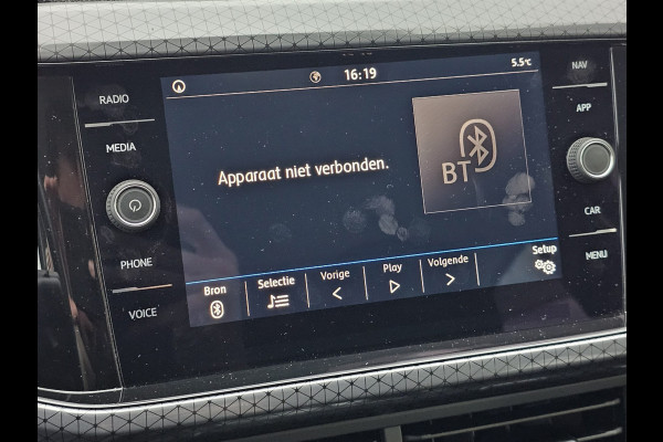Volkswagen T-Cross 1.0 TSI Style | Automaat | LED | Trekhaak | Stoelverwarming | ACC | Navi | PDC |