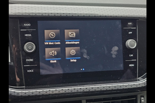 Volkswagen T-Cross 1.0 TSI Style | Automaat | LED | Trekhaak | Stoelverwarming | ACC | Navi | PDC |