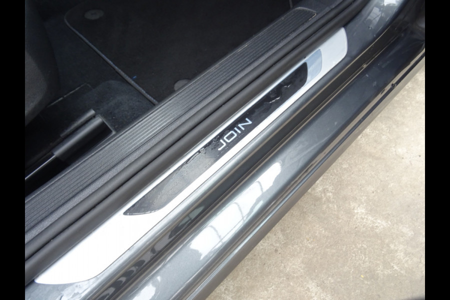 Volkswagen Golf 1.0 TSI JOIN * NAVIGATIE * STOELVERWARMING !!