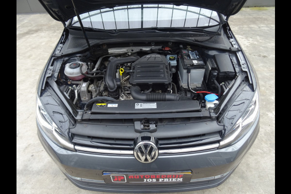 Volkswagen Golf 1.0 TSI JOIN * NAVIGATIE * STOELVERWARMING !!