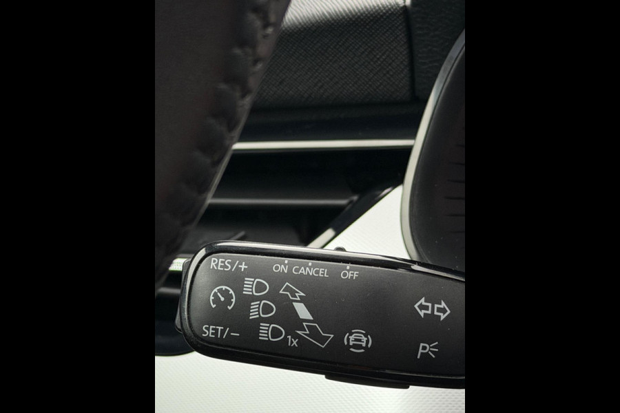 Škoda Kamiq 1.0 TSI Style Carplay Camera