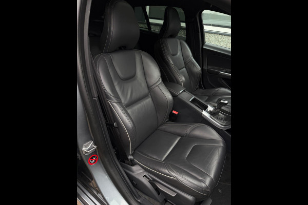 Volvo V60 2.0 T4 R-Design Camera Schuifdak Trekhaak