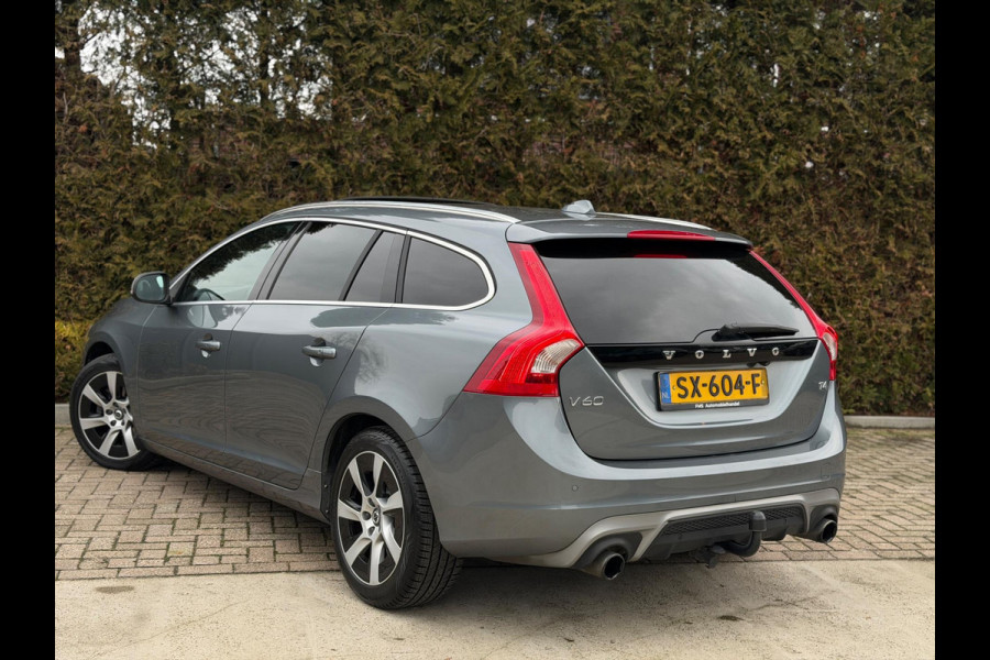 Volvo V60 2.0 T4 R-Design Camera Schuifdak Trekhaak