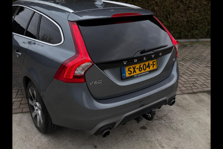 Volvo V60 2.0 T4 R-Design Camera Schuifdak Trekhaak