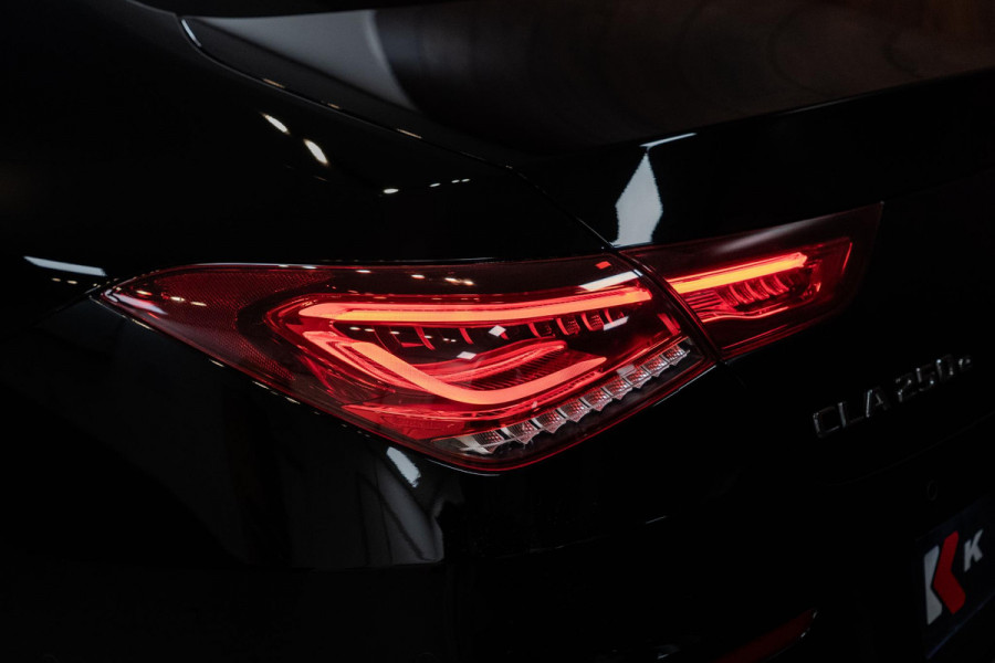Mercedes-Benz CLA-Klasse 250e AMG Line Night Pakket|Cruise Control|Dealer Onderhouden
