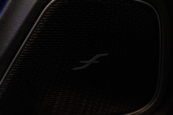 Mercedes-Benz CLA-Klasse 250e AMG Line Night Pakket|Cruise Control|Dealer Onderhouden