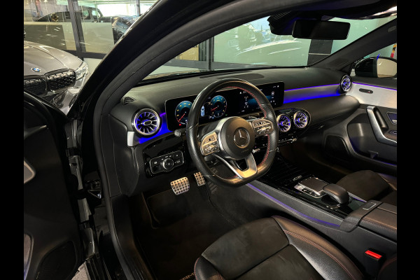 Mercedes-Benz A-Klasse 220 Premium Plus Pano|Night|Sfeer|Camera