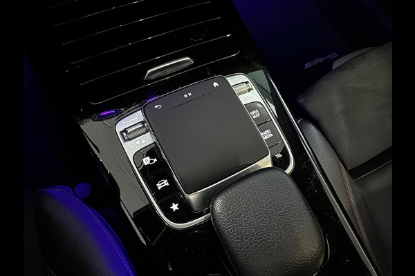 Mercedes-Benz A-Klasse 220 Premium Plus Pano|Night|Sfeer|Camera