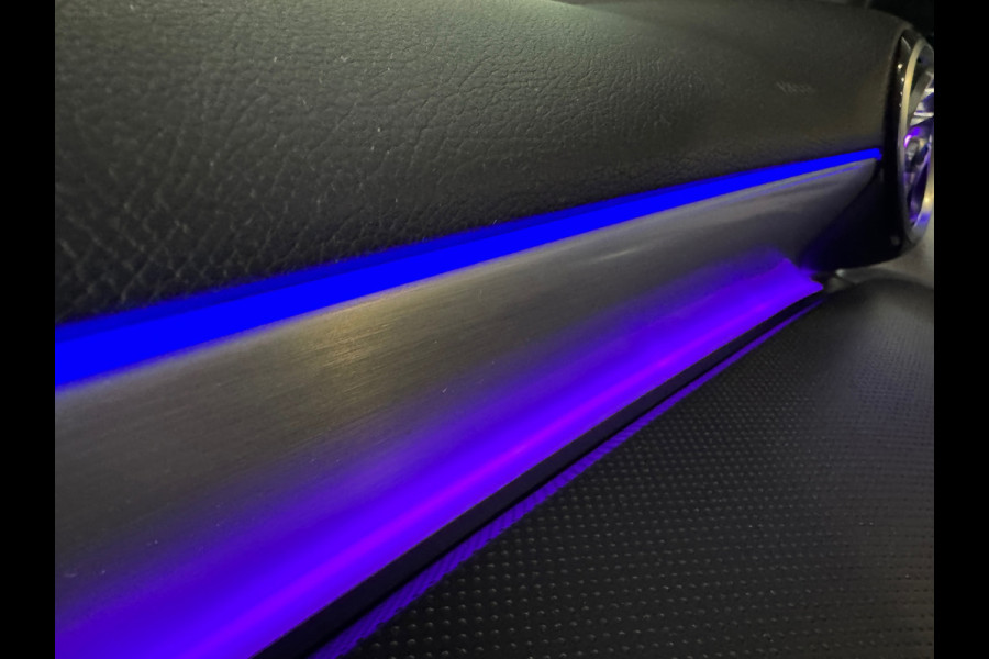 Mercedes-Benz A-Klasse 220 Premium Plus Pano|Night|Sfeer|Camera