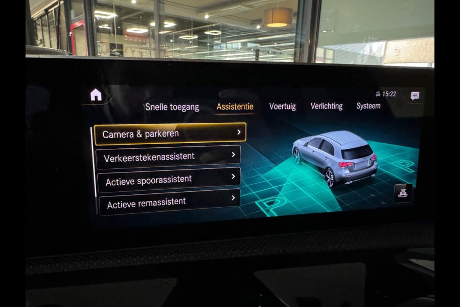 Mercedes-Benz A-Klasse 220 Premium Plus Pano|Night|Sfeer|Camera