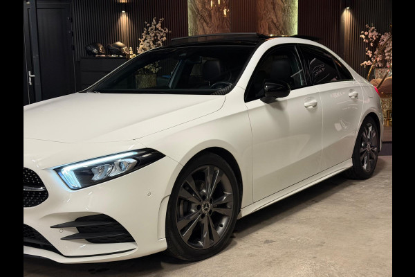 Mercedes-Benz A-Klasse 200 Limousine Night Edition|AMG|PANO|SFEER|CAM