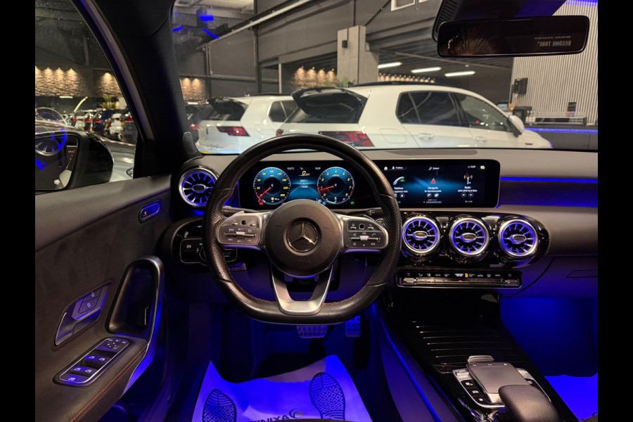 Mercedes-Benz A-Klasse 200 Limousine Night Edition|AMG|PANO|SFEER|CAM