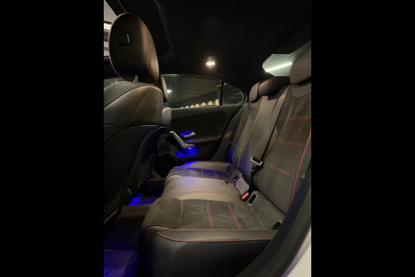 Mercedes-Benz A-Klasse 200 Limousine Night Edition|AMG|PANO|SFEER|CAM