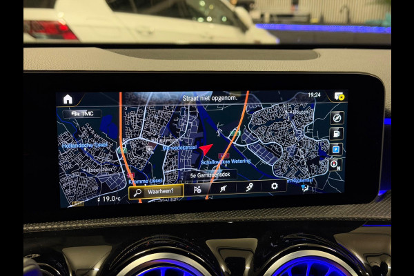 Mercedes-Benz A-Klasse 200 Night edition AMG Pakket