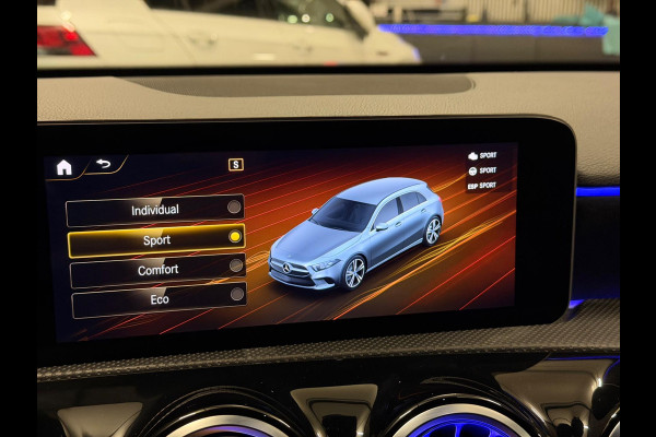 Mercedes-Benz A-Klasse 200 Night edition AMG Pakket