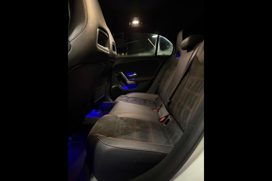 Mercedes-Benz A-Klasse 200 Night edition AMG Pakket