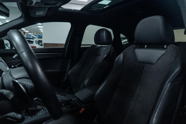 Audi RS Q3 Sportback TFSI RSQ3 PANO|STOELVERWARMING|UITLAAT|VELGEN