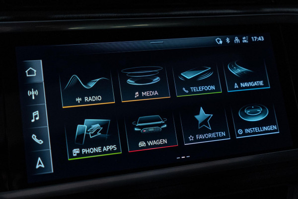 Audi RS Q3 Sportback TFSI RSQ3 PANO|STOELVERWARMING|UITLAAT|VELGEN