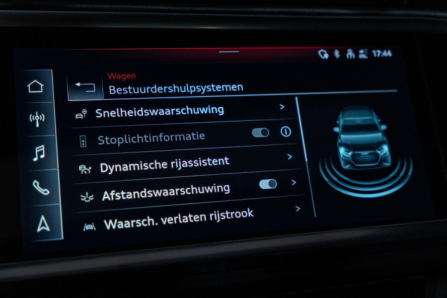 Audi RS Q3 Sportback TFSI RSQ3 PANO|STOELVERWARMING|UITLAAT|VELGEN