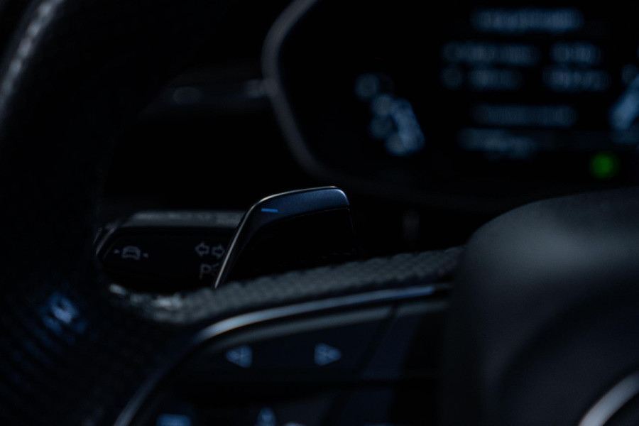 Audi RS Q3 Sportback TFSI RSQ3 PANO|STOELVERWARMING|UITLAAT|VELGEN
