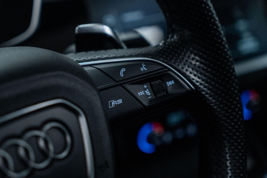 Audi RS Q3 Sportback TFSI RSQ3 PANO|STOELVERWARMING|UITLAAT|VELGEN