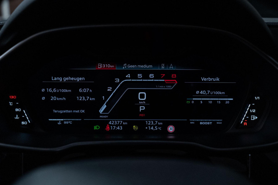 Audi RS Q3 Sportback TFSI RSQ3 PANO|STOELVERWARMING|UITLAAT|VELGEN