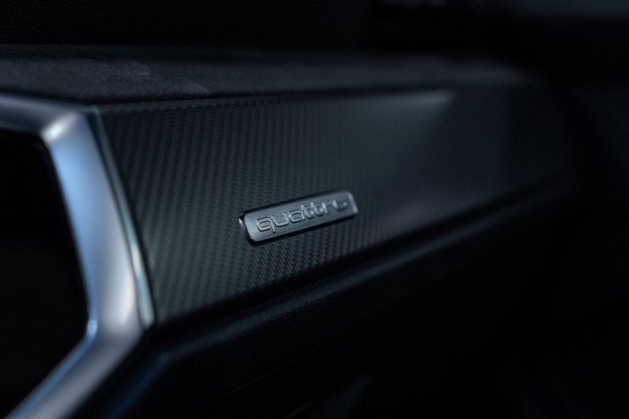 Audi RS Q3 Sportback TFSI RSQ3 PANO|STOELVERWARMING|UITLAAT|VELGEN