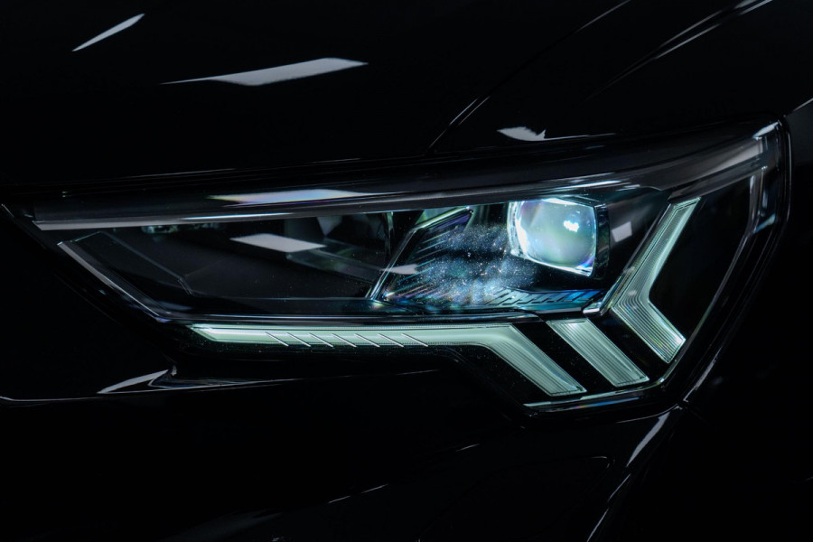 Audi RS Q3 Sportback TFSI RSQ3 PANO|STOELVERWARMING|UITLAAT|VELGEN