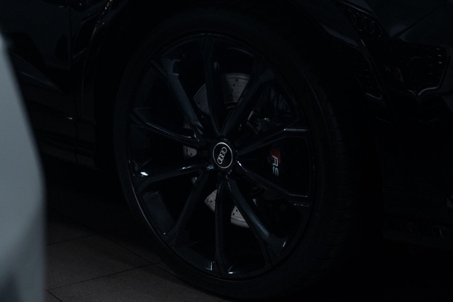 Audi RS Q3 Sportback TFSI RSQ3 PANO|STOELVERWARMING|UITLAAT|VELGEN
