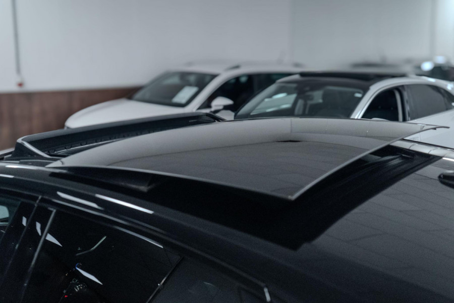 Audi RS Q3 Sportback TFSI RSQ3 PANO|STOELVERWARMING|UITLAAT|VELGEN