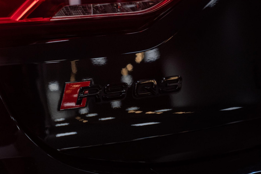 Audi RS Q3 Sportback TFSI RSQ3 PANO|STOELVERWARMING|UITLAAT|VELGEN