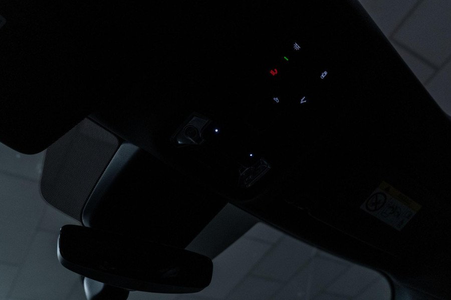 Audi RS Q3 Sportback TFSI RSQ3 PANO|STOELVERWARMING|UITLAAT|VELGEN