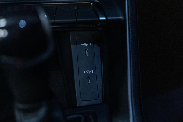 Audi RS Q3 Sportback TFSI RSQ3 PANO|STOELVERWARMING|UITLAAT|VELGEN