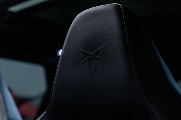 CUPRA Leon Sportstourer 1.4 e-Hybrid 245 VOL|Pano|Memory|Elektr. Achterklep