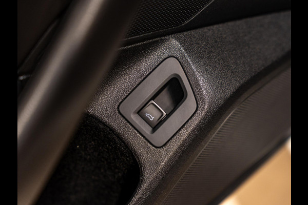 Volkswagen Arteon 2.0 TSI 190PK DSG R-Line, Pano, Virtual Cockpit, Cam, Apple Carplay, Navi, ACC, Android Auto, Voll Led, PDC