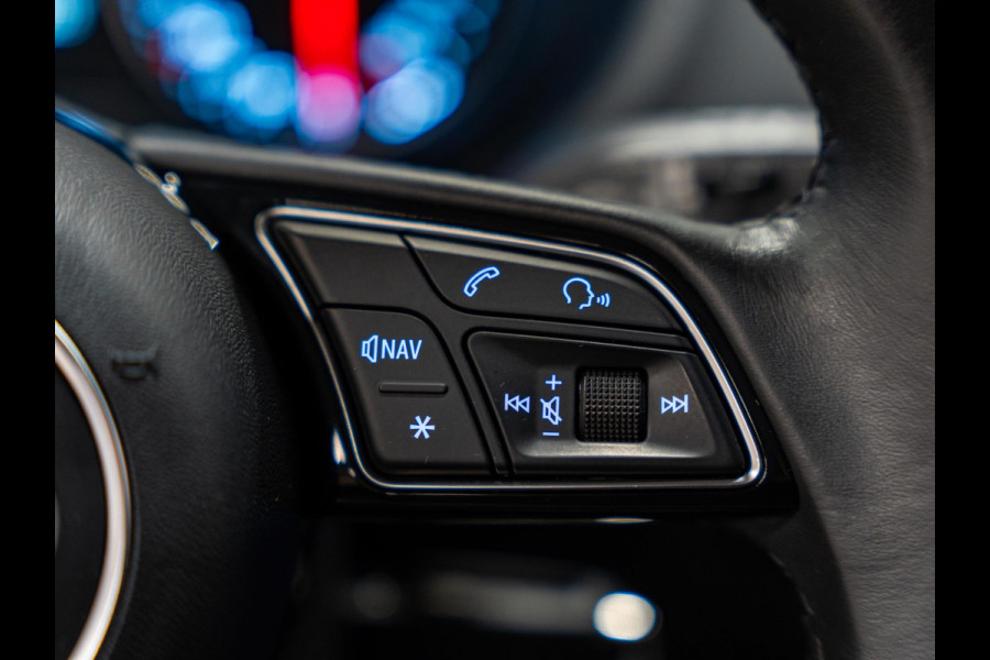 Audi Q2 35 TFSI 150PK S-Tronic, Facelift, Apple Carplay, Navi, Clima, Multistuur, PDC, Android, Bluetooth/Tel, Voll Onderhouden
