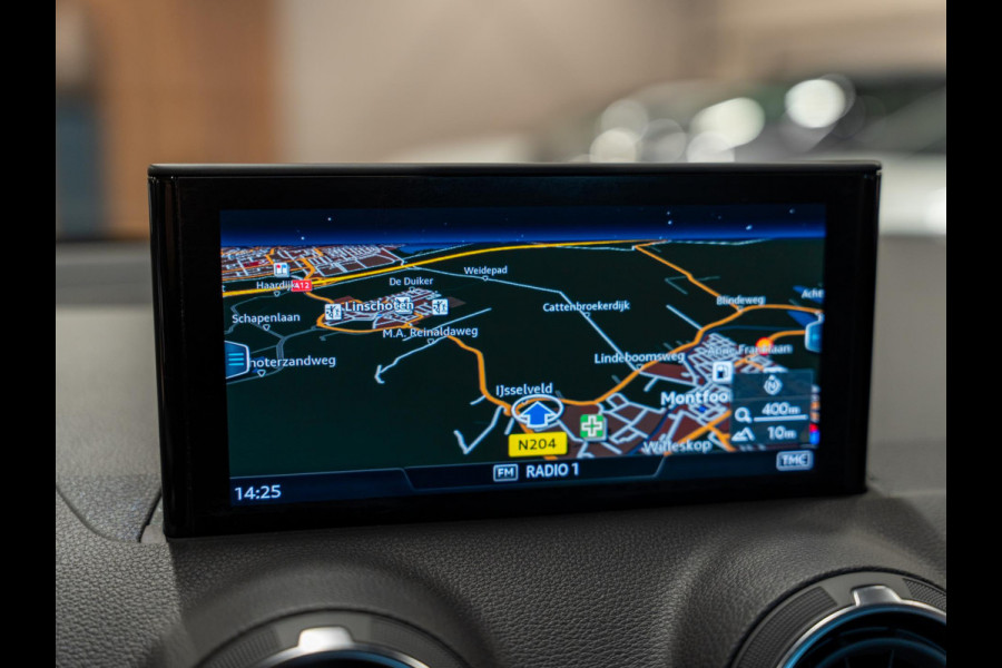 Audi Q2 35 TFSI 150PK S-Tronic, Facelift, Apple Carplay, Navi, Clima, Multistuur, PDC, Android, Bluetooth/Tel, Voll Onderhouden