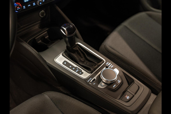 Audi Q2 35 TFSI 150PK S-Tronic, Facelift, Apple Carplay, Navi, Clima, Multistuur, PDC, Android, Bluetooth/Tel, Voll Onderhouden