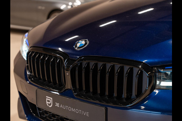 BMW 5 Serie Touring 530e 292PK M Pakket, Laser Led, Pano, Camera, Alcantara, Ambiënte Light, Hud, PDC, Dealer Onderhoud