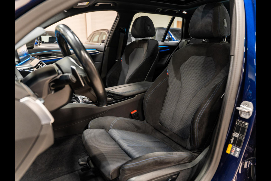 BMW 5 Serie Touring 530e 292PK M Pakket, Laser Led, Pano, Camera, Alcantara, Ambiënte Light, Hud, PDC, Dealer Onderhoud