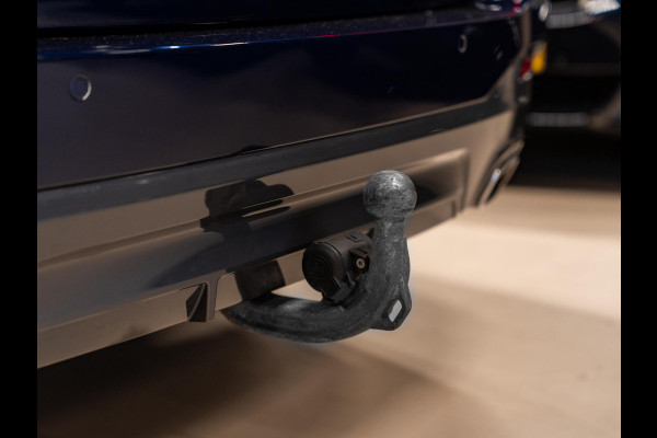 BMW 5 Serie Touring 530e 292PK M Pakket, Laser Led, Pano, Camera, Alcantara, Ambiënte Light, Hud, PDC, Dealer Onderhoud